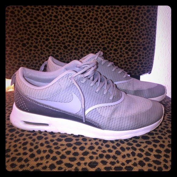 Nike Air Max Thea Size 8 - Picture 1 of 6